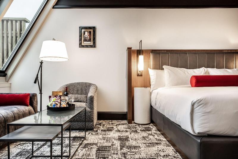 Bottleworks Hotel Indianapolis Bagian luar foto