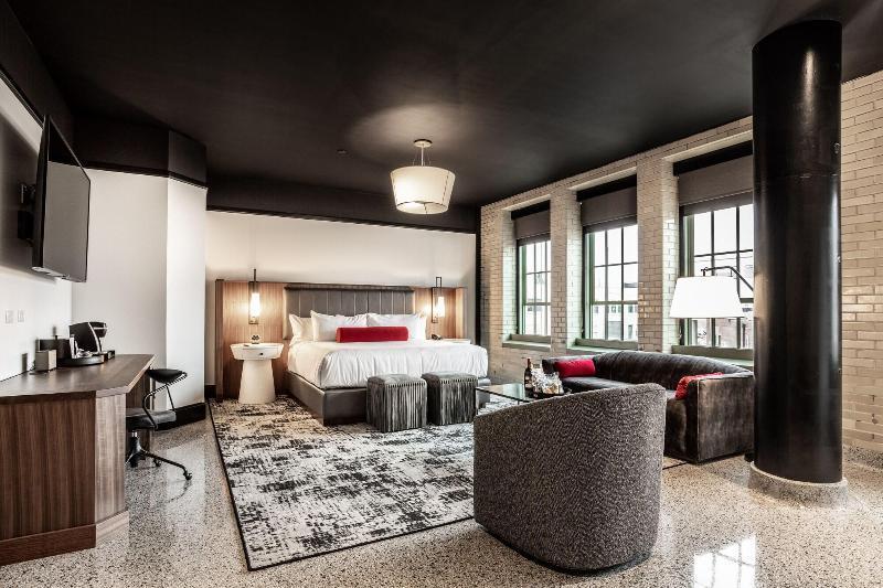 Bottleworks Hotel Indianapolis Bagian luar foto