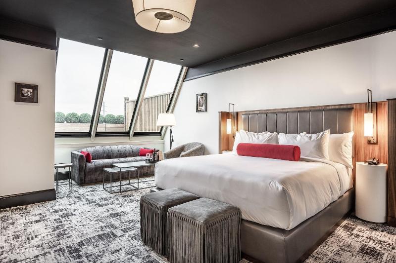 Bottleworks Hotel Indianapolis Bagian luar foto