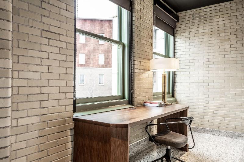 Bottleworks Hotel Indianapolis Bagian luar foto